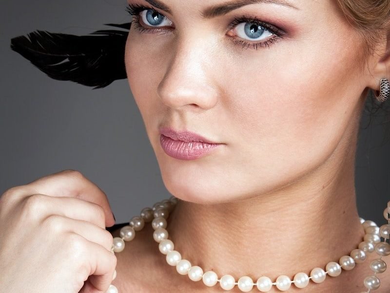 What are 7 earrings to wear with a pearl necklace? - Quora