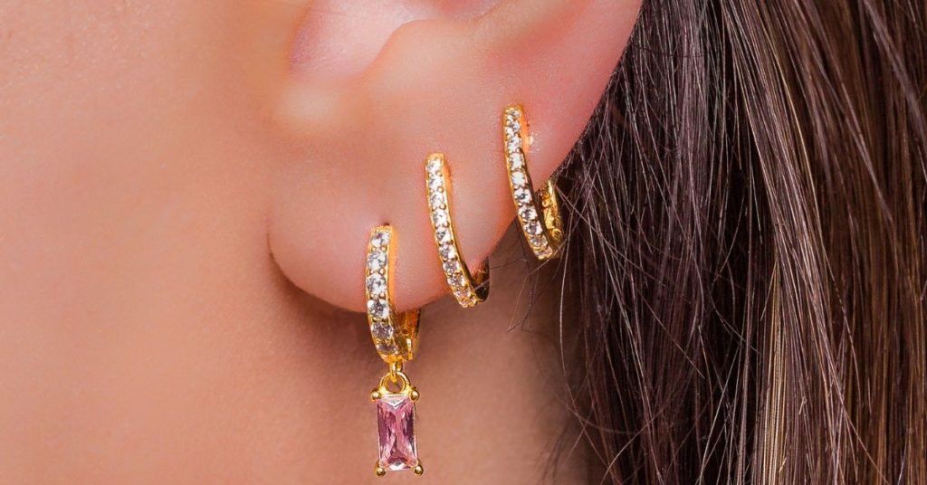 When to Change Earrings After Piercing