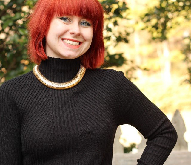 Opt for a Necklace Color that Complements Your Outfit - How To Wear Necklaces With Turtlenecks